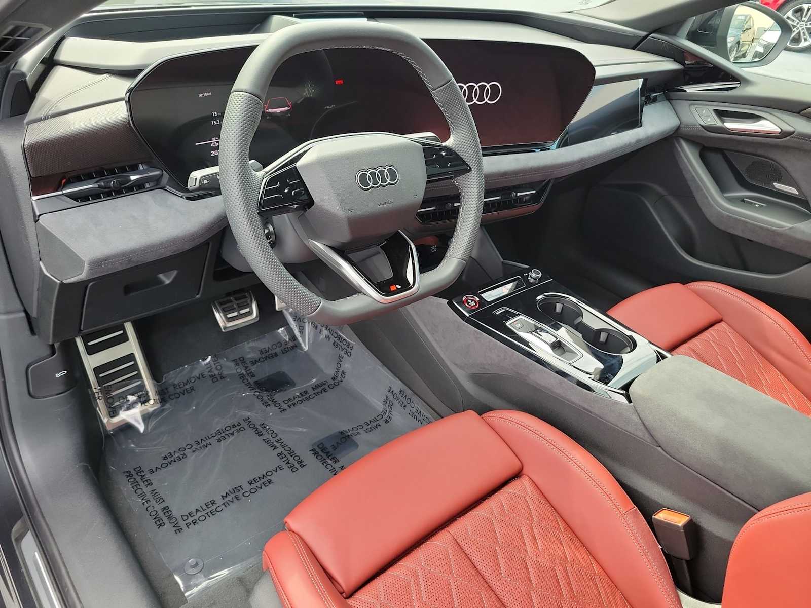 Thumbnail: 2025 Audi e-tron S - 2