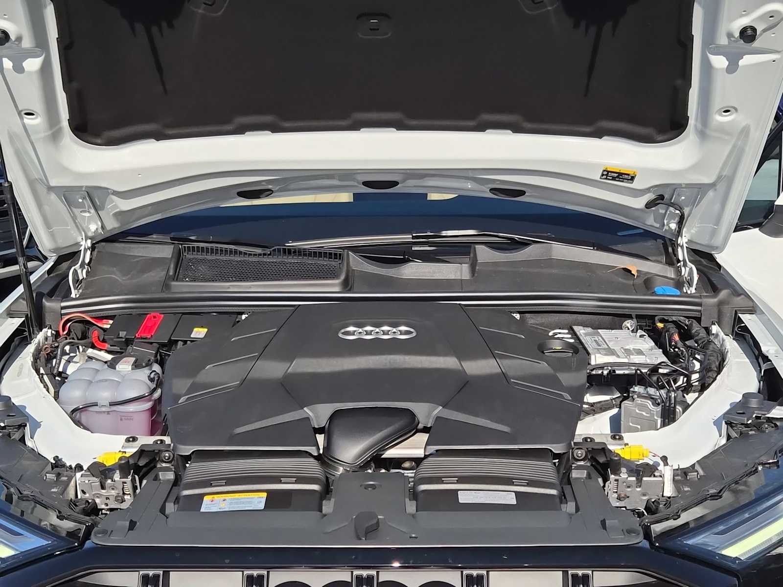 Thumbnail: 2026 Audi Q7 - 13