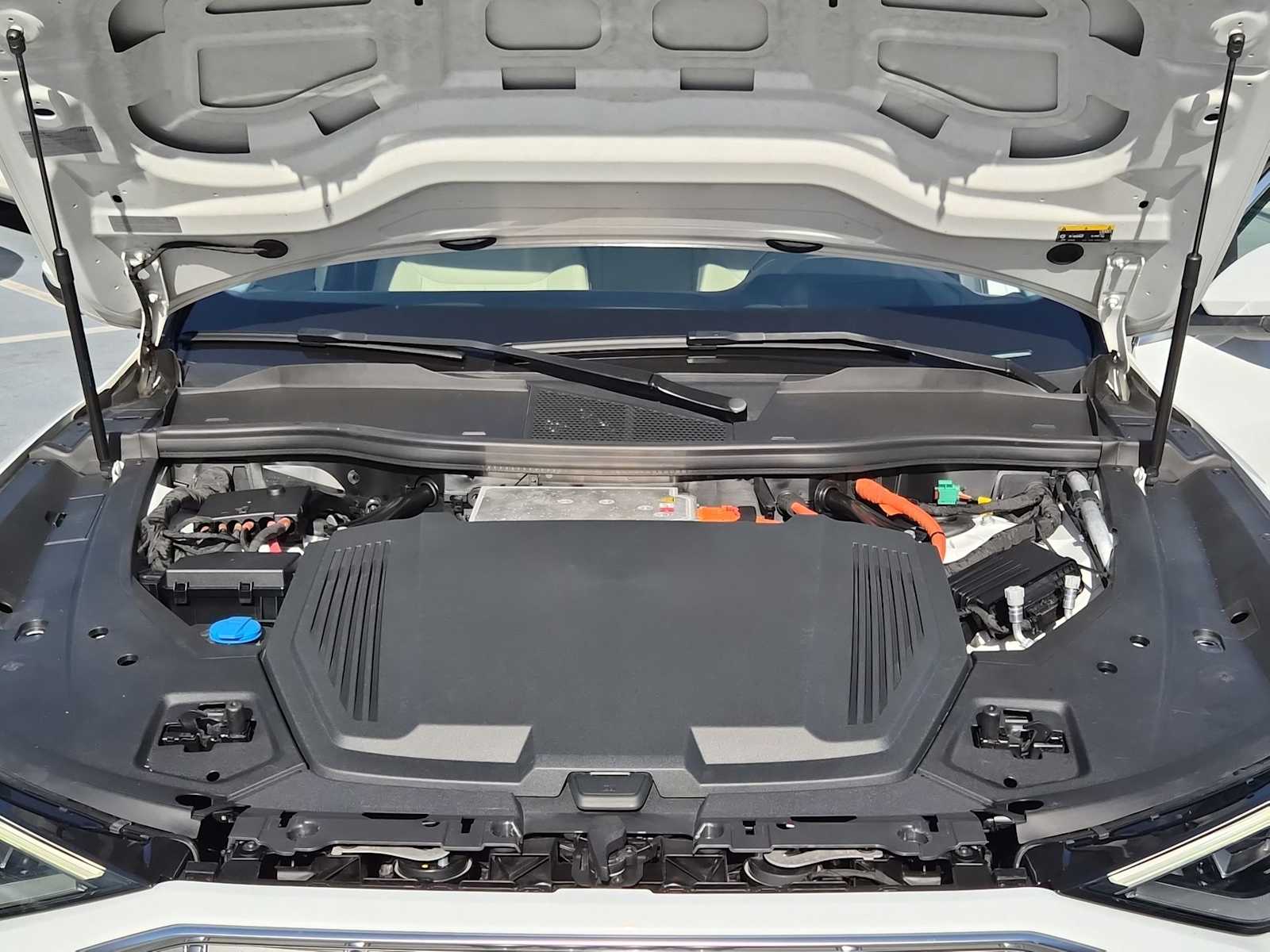 Thumbnail: 2021 Audi e-tron - 13