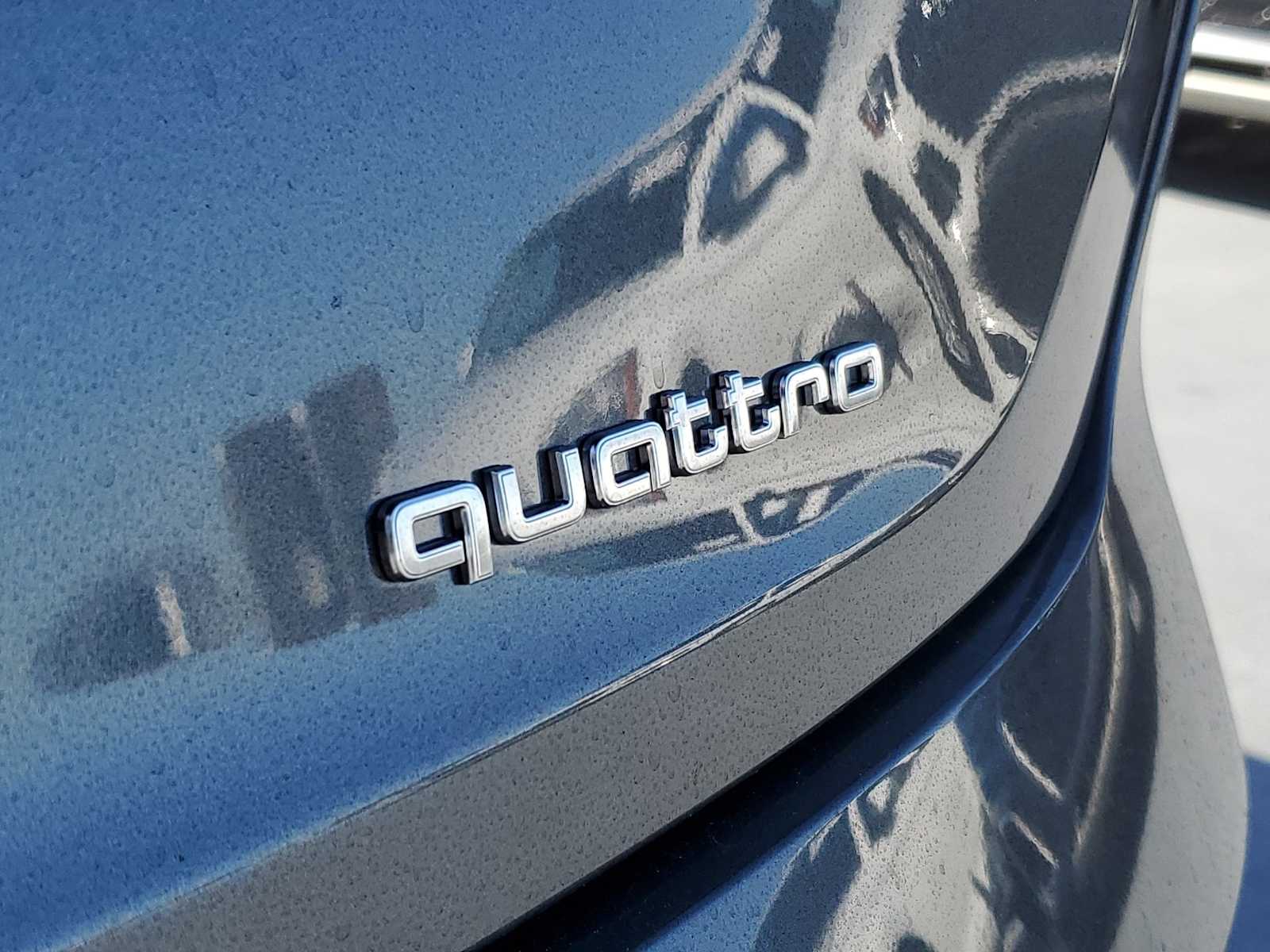 Thumbnail: 2023 Audi e-tron S - 11