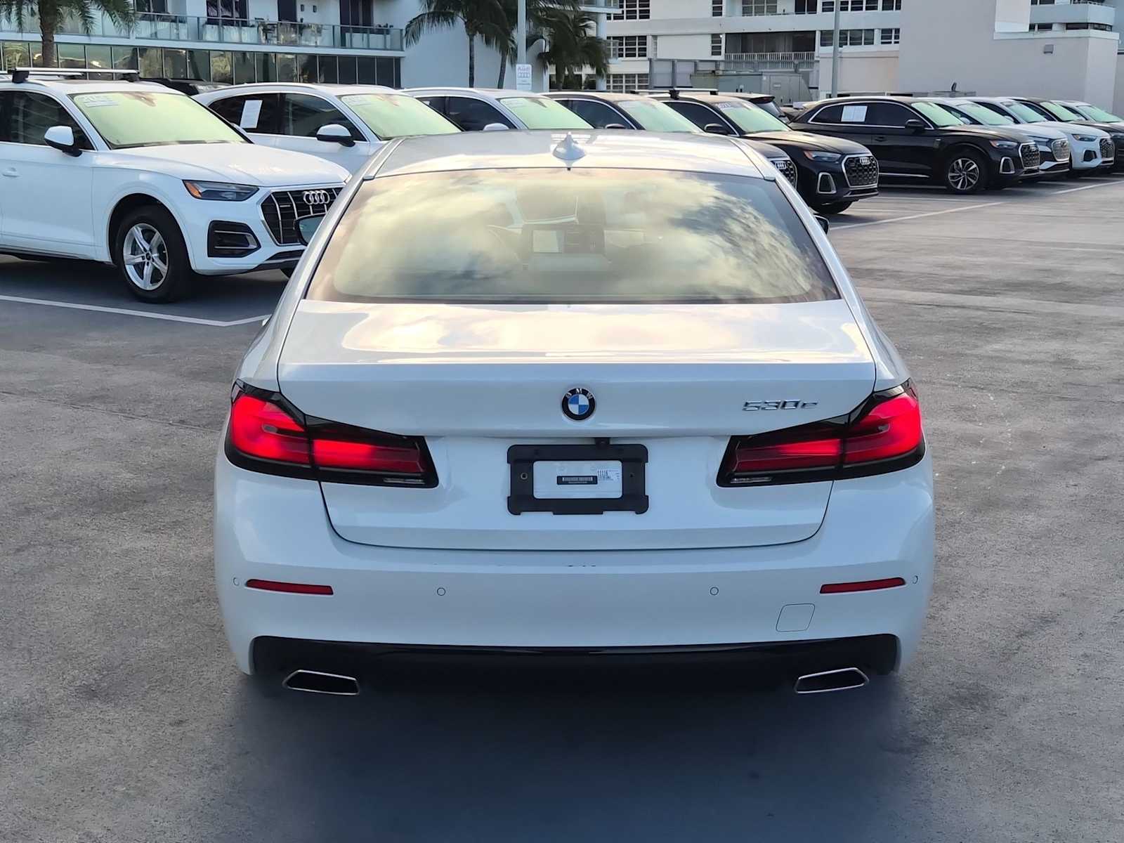 Thumbnail: 2021 BMW 5 Series - 5