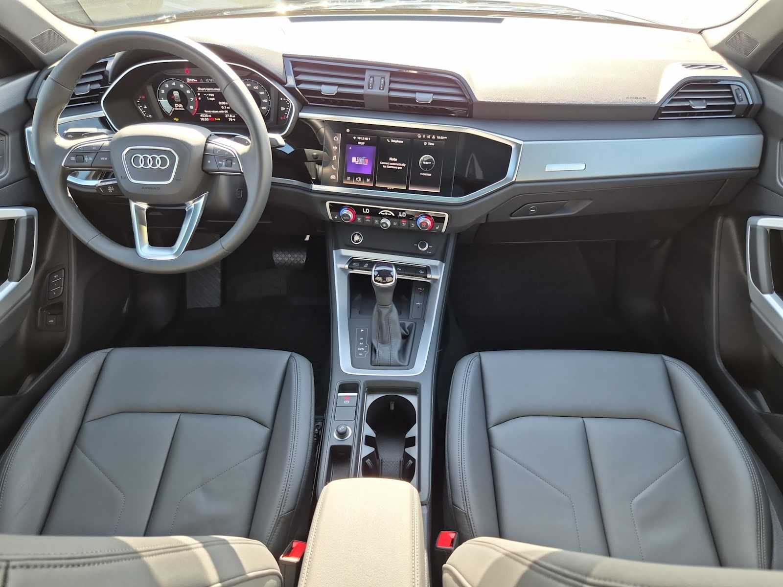 Thumbnail: 2025 Audi Q3 - 14