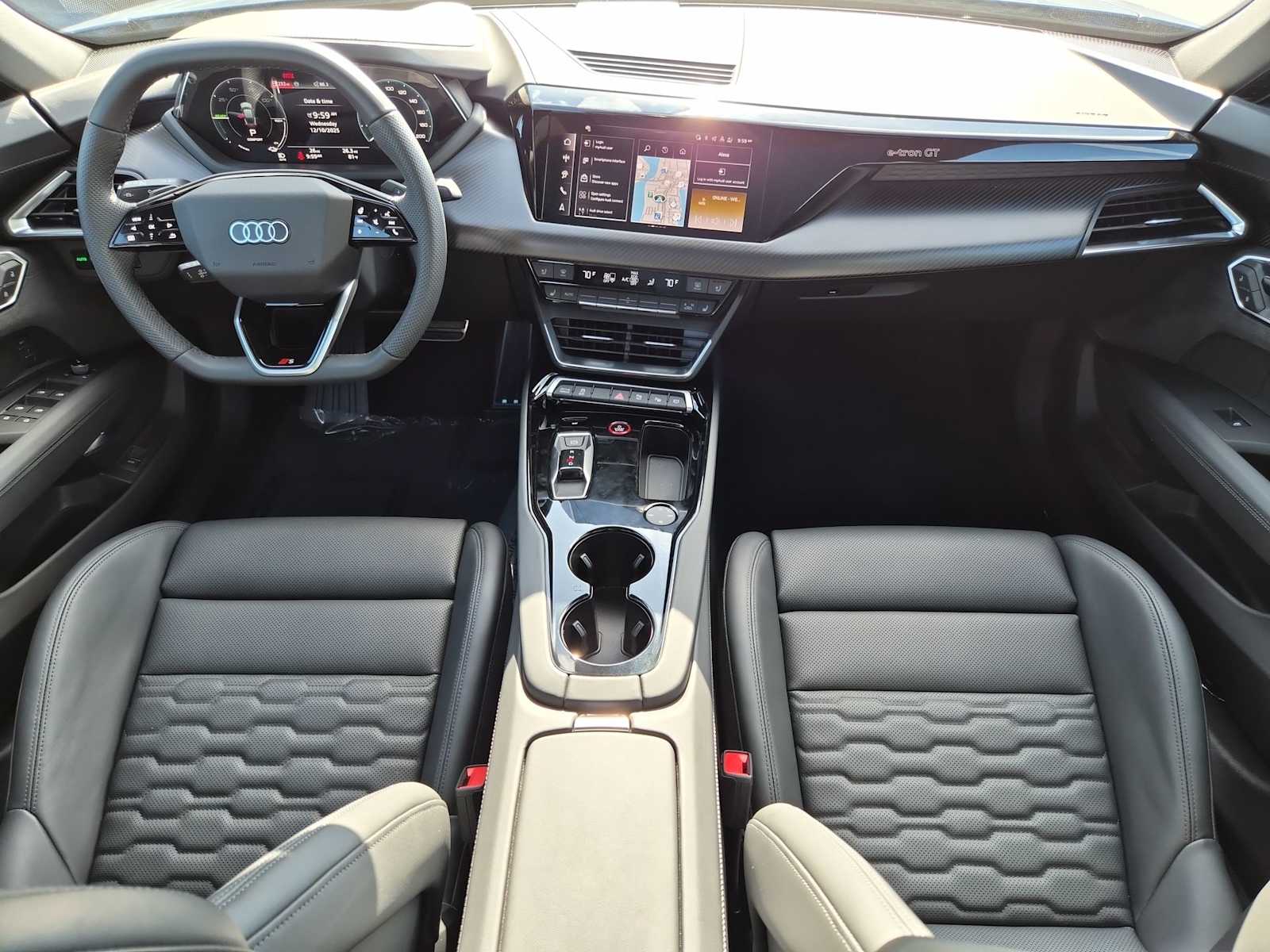 Thumbnail: 2026 Audi e-tron GT - 13