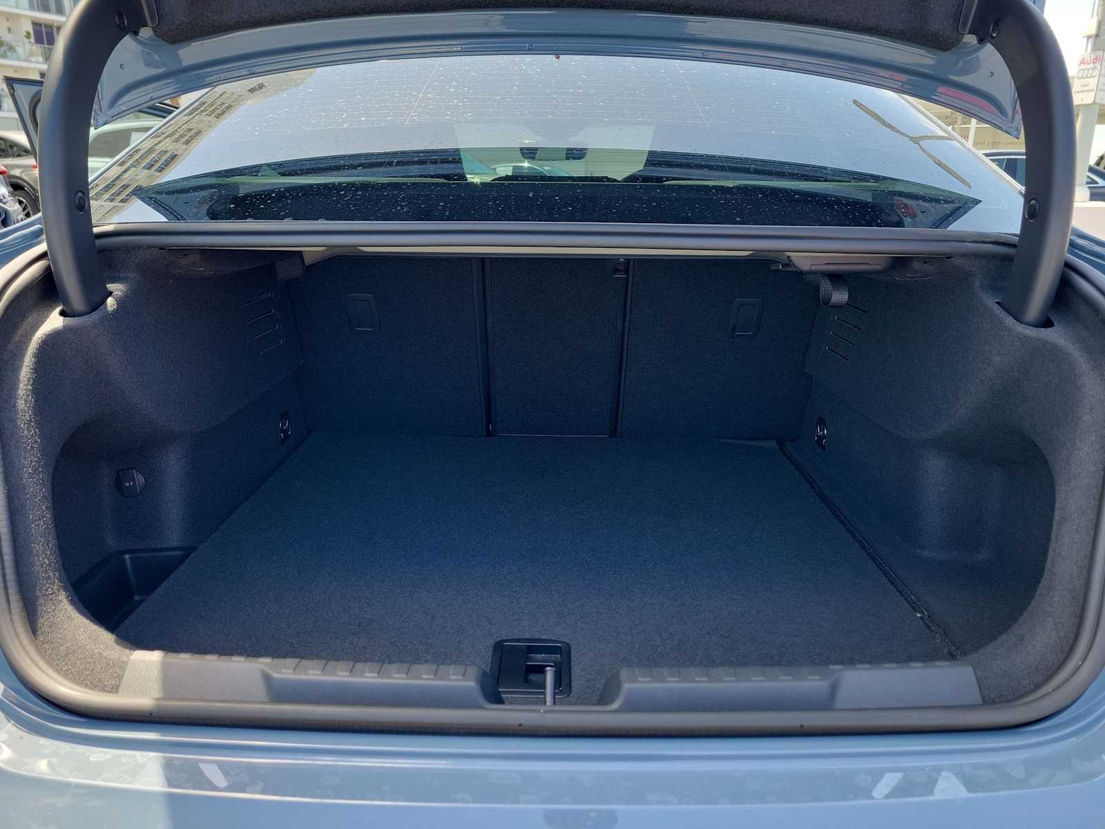 Thumbnail: 2024 Audi RS 3 - 26