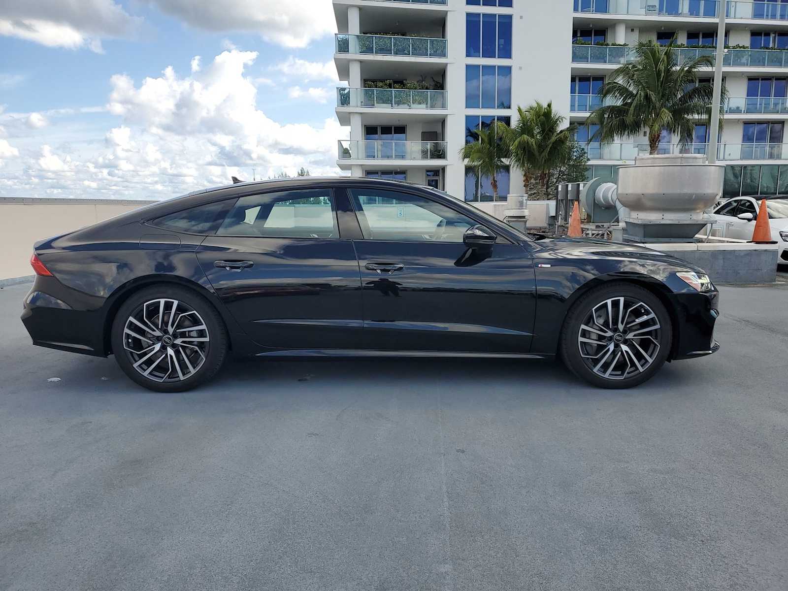 Thumbnail: 2025 Audi A7 - 7