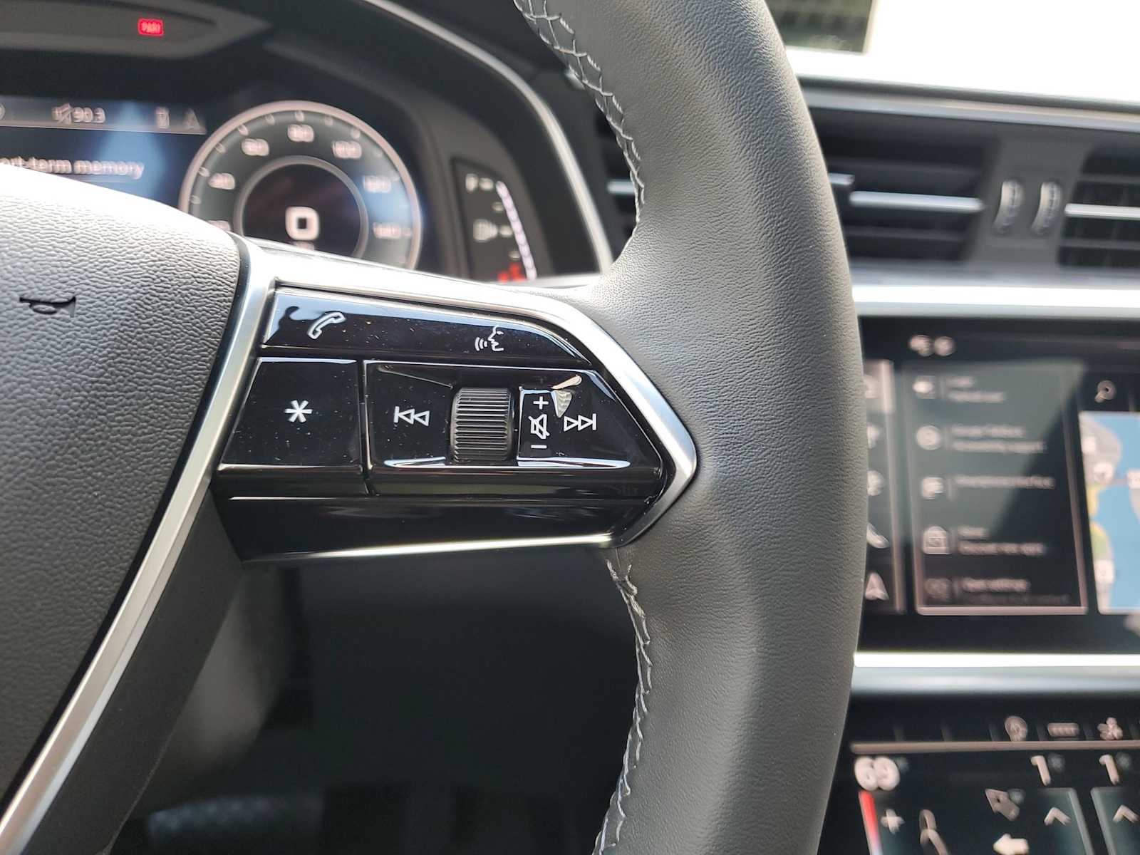 Thumbnail: 2025 Audi A7 - 18