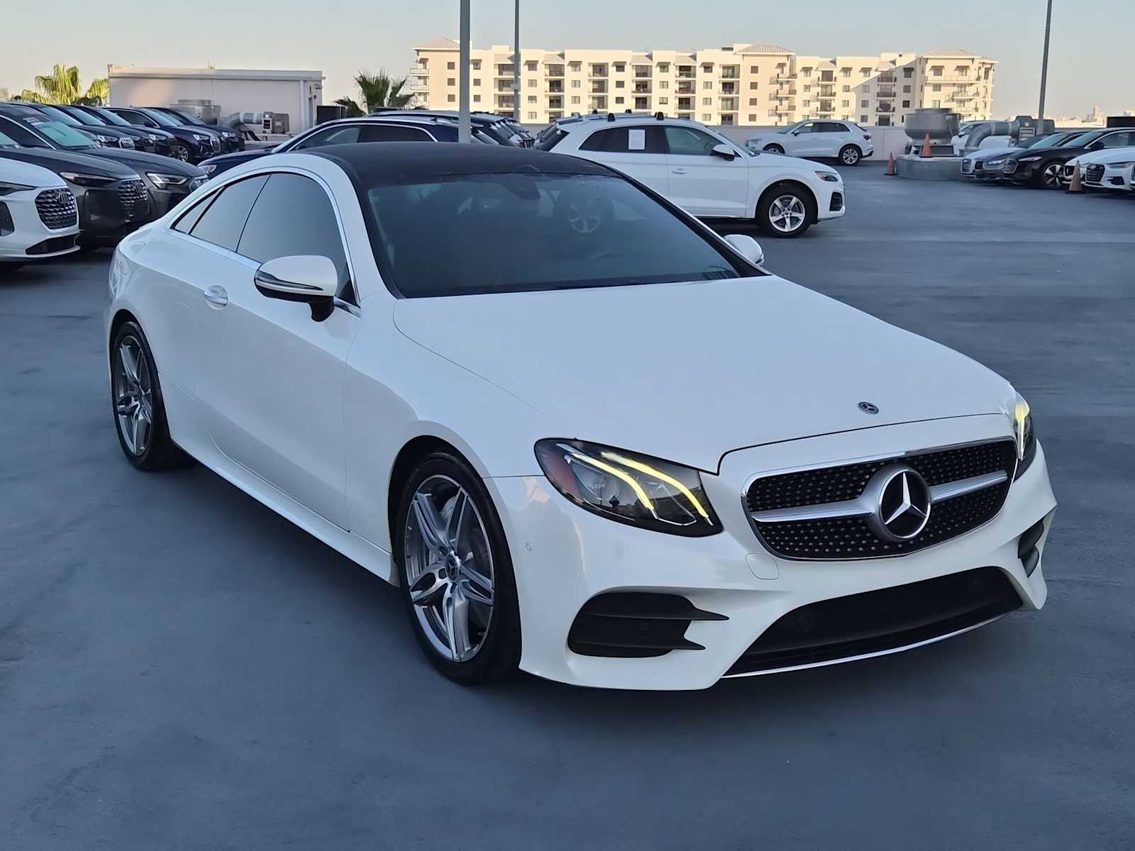 Thumbnail: 2018 Mercedes-Benz E-Class - 8