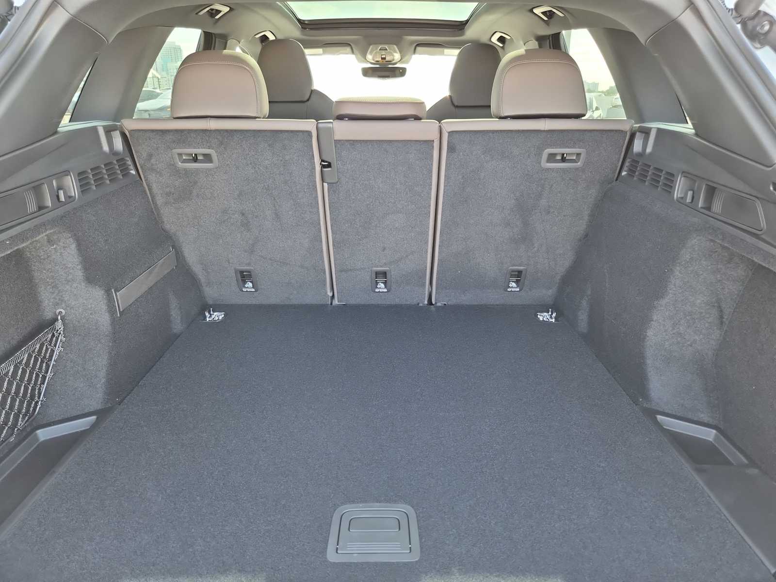 Thumbnail: 2025 Audi Q5 - 26