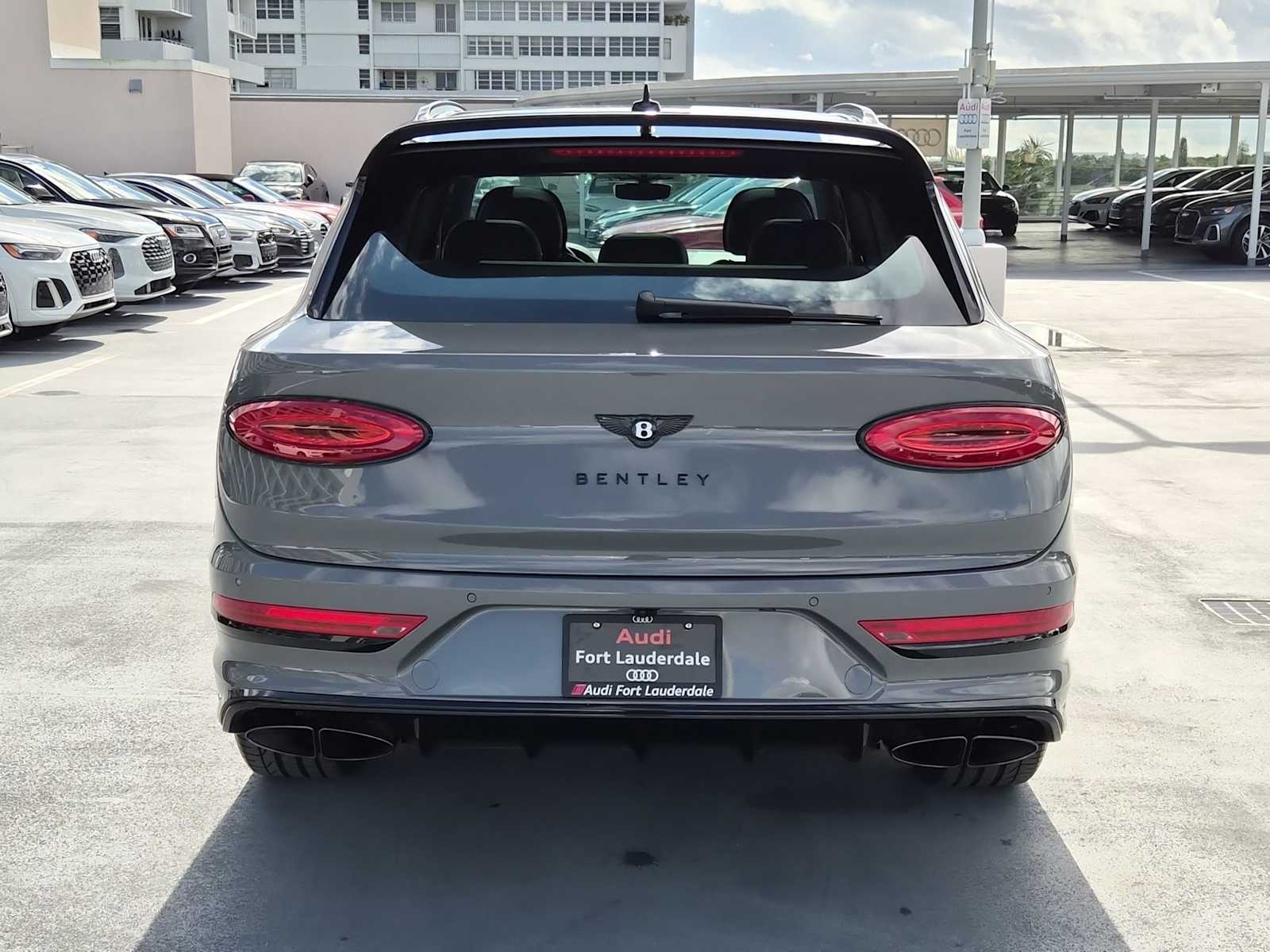 Thumbnail: 2025 Bentley Bentayga - 5