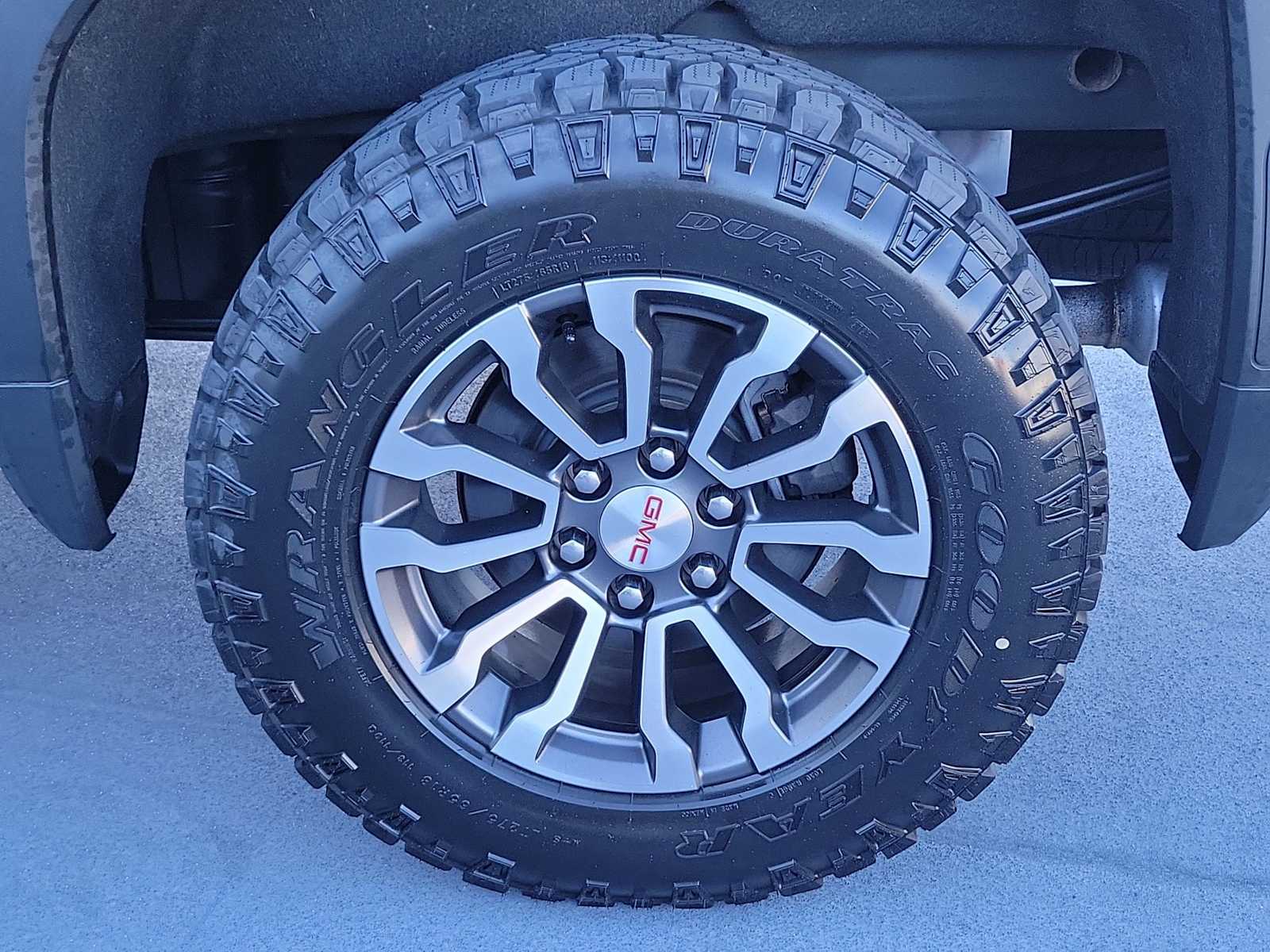 Thumbnail: 2021 GMC Sierra 1500 - 12