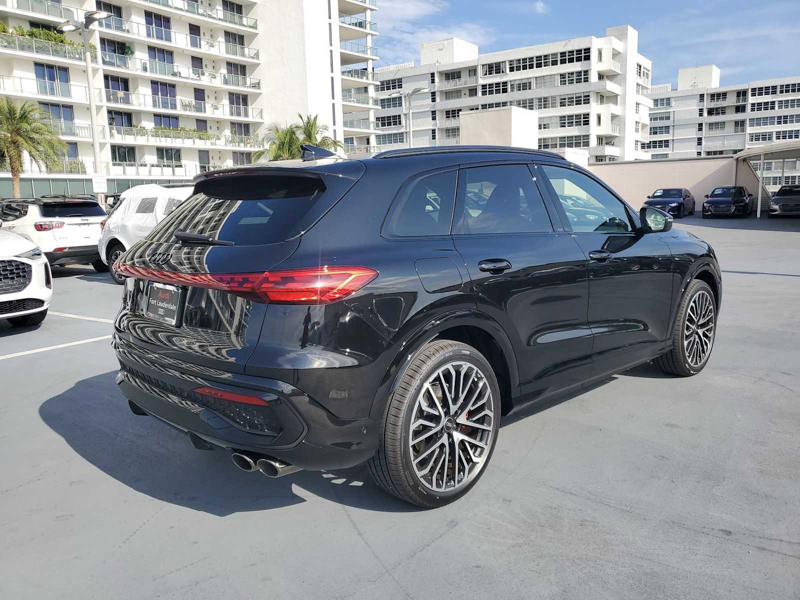 2025 Audi SQ5 Premium Plus 6