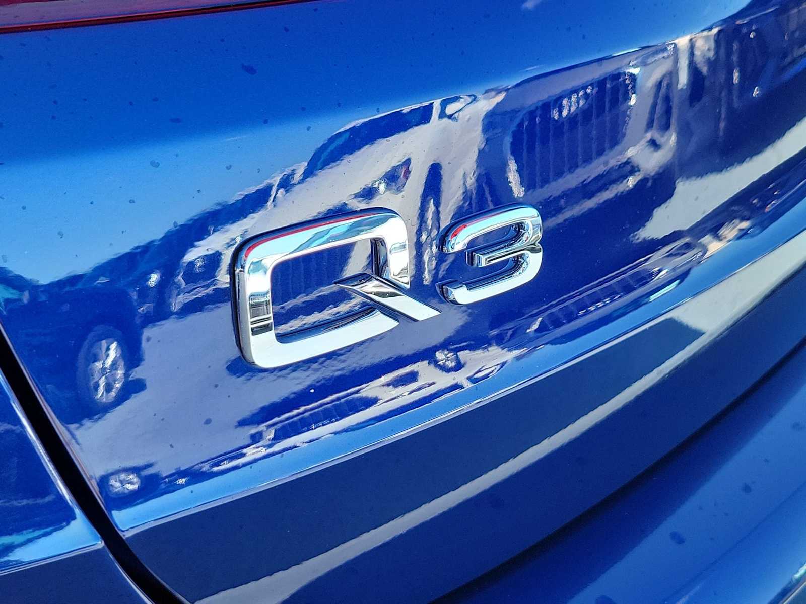 Thumbnail: 2024 Audi Q3 - 10