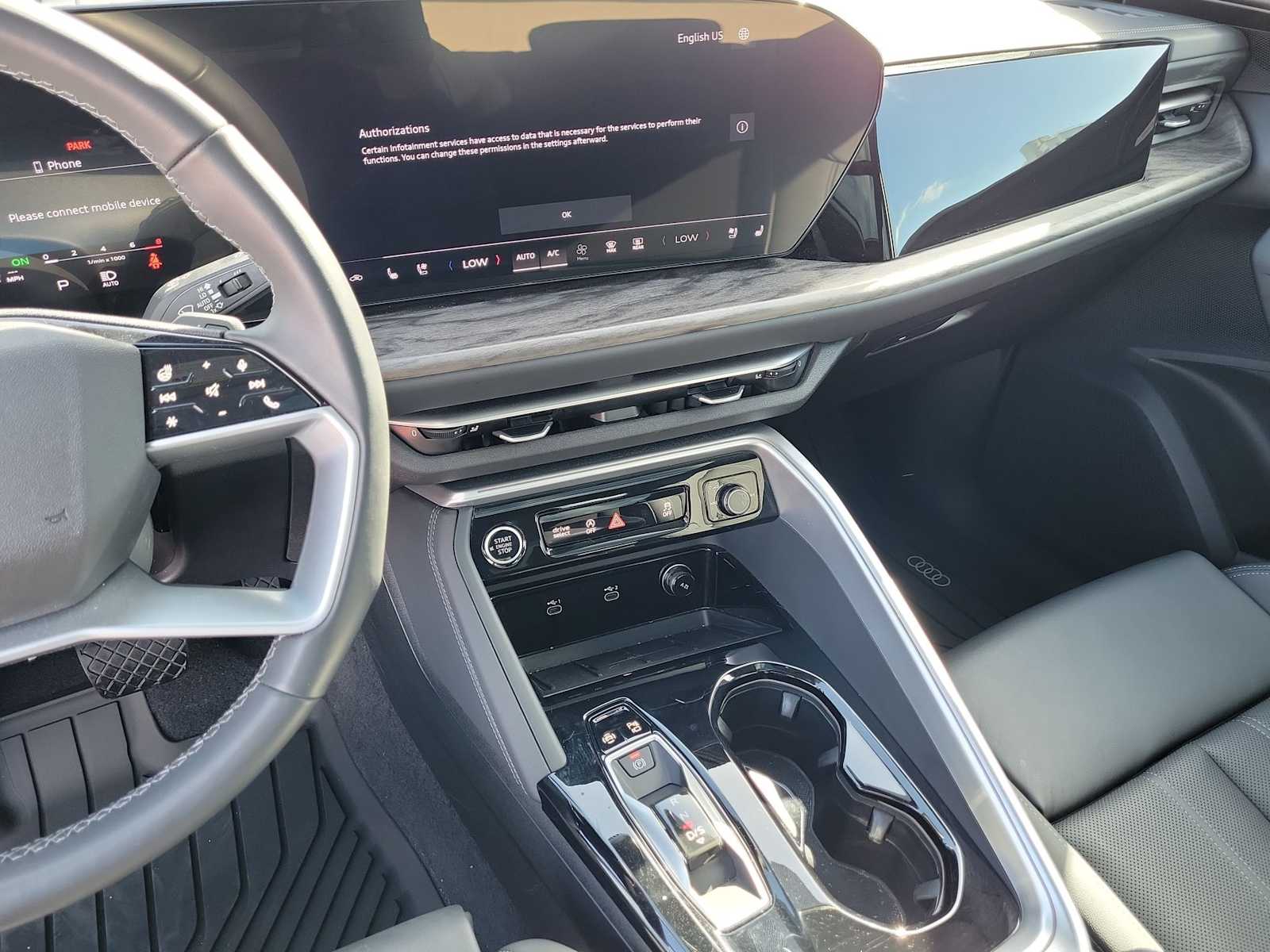 Thumbnail: 2025 Audi Q5 - 23