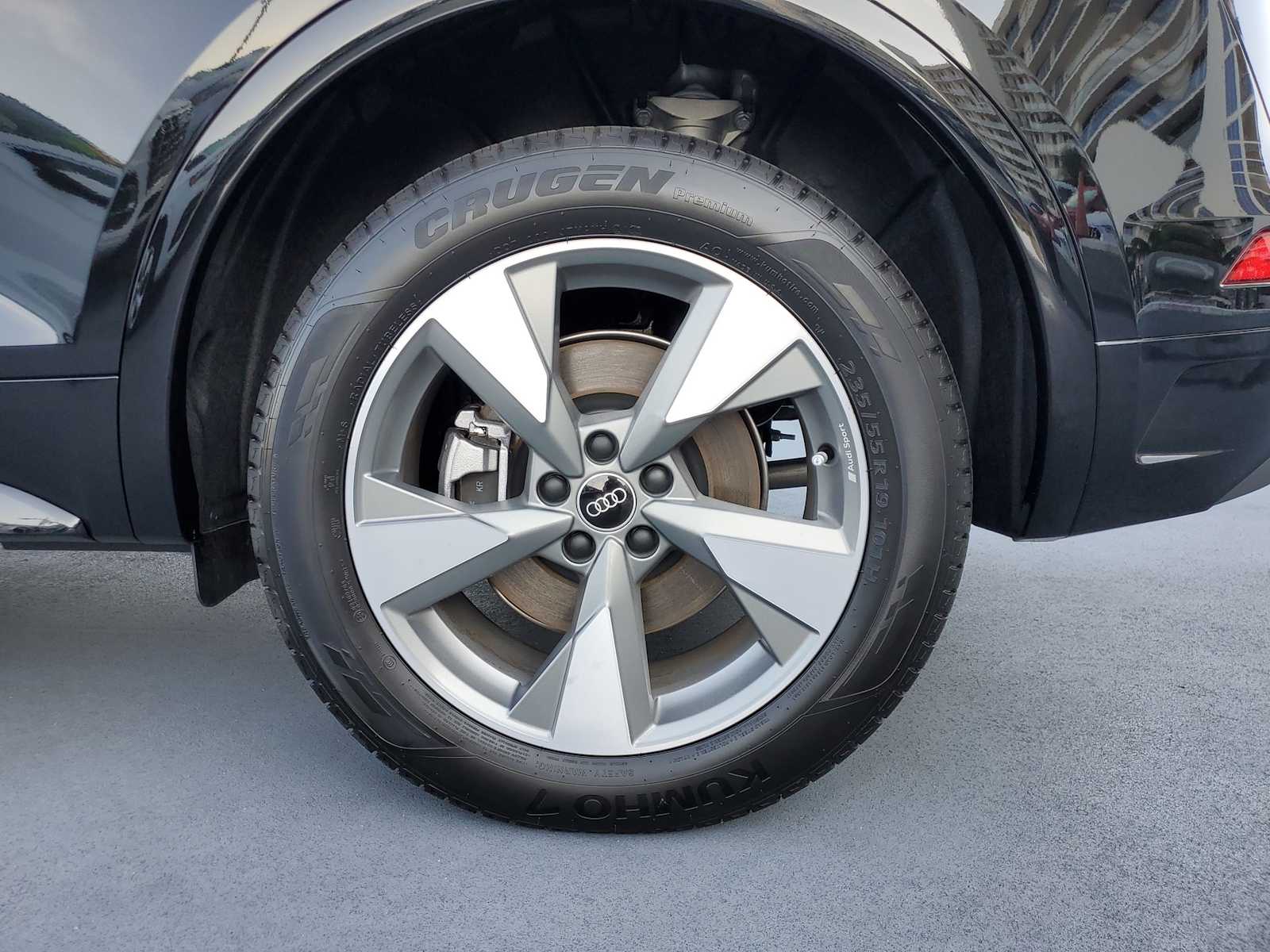 Thumbnail: 2024 Audi Q5 - 10