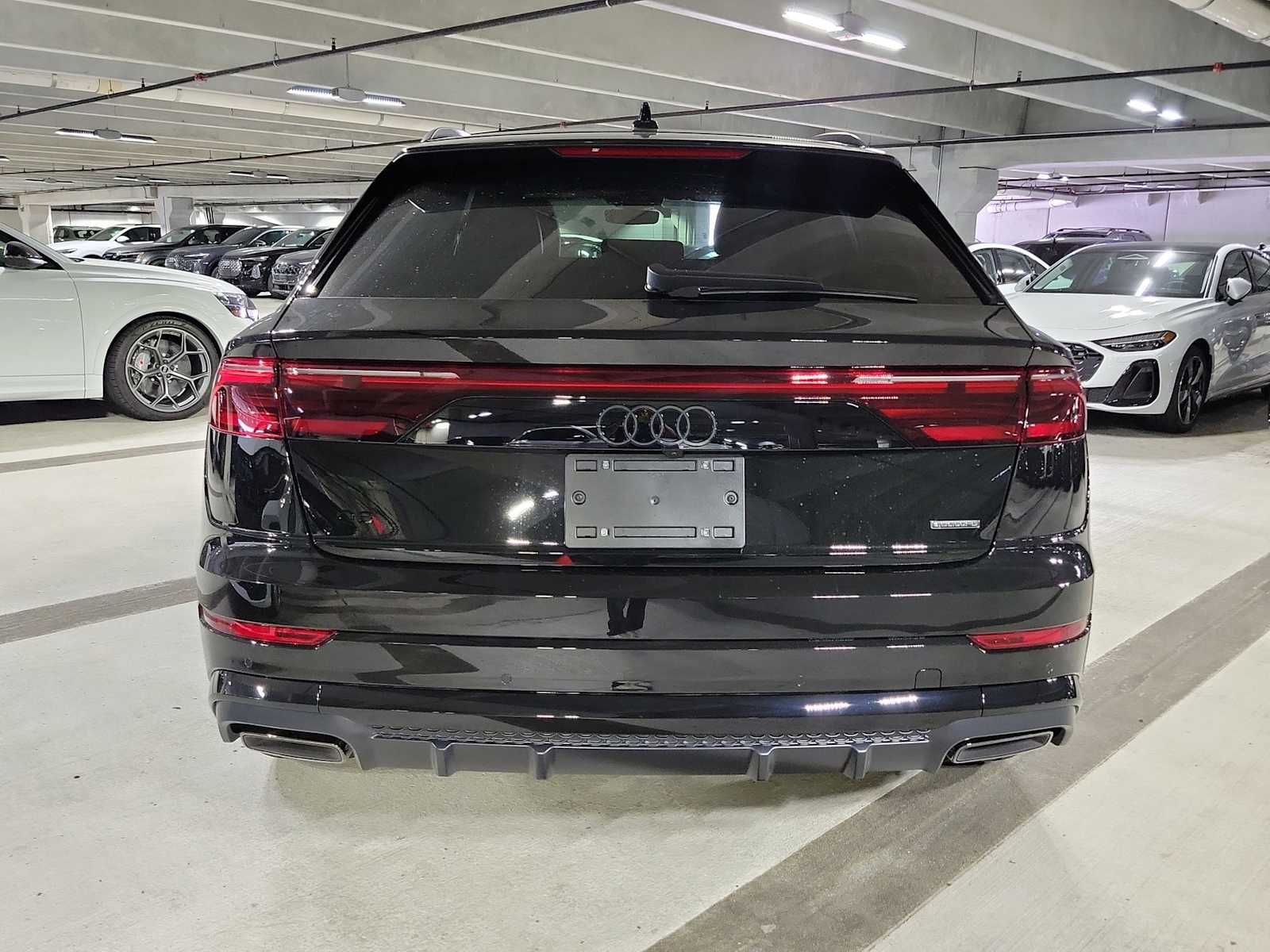 Thumbnail: 2026 Audi Q8 - 4
