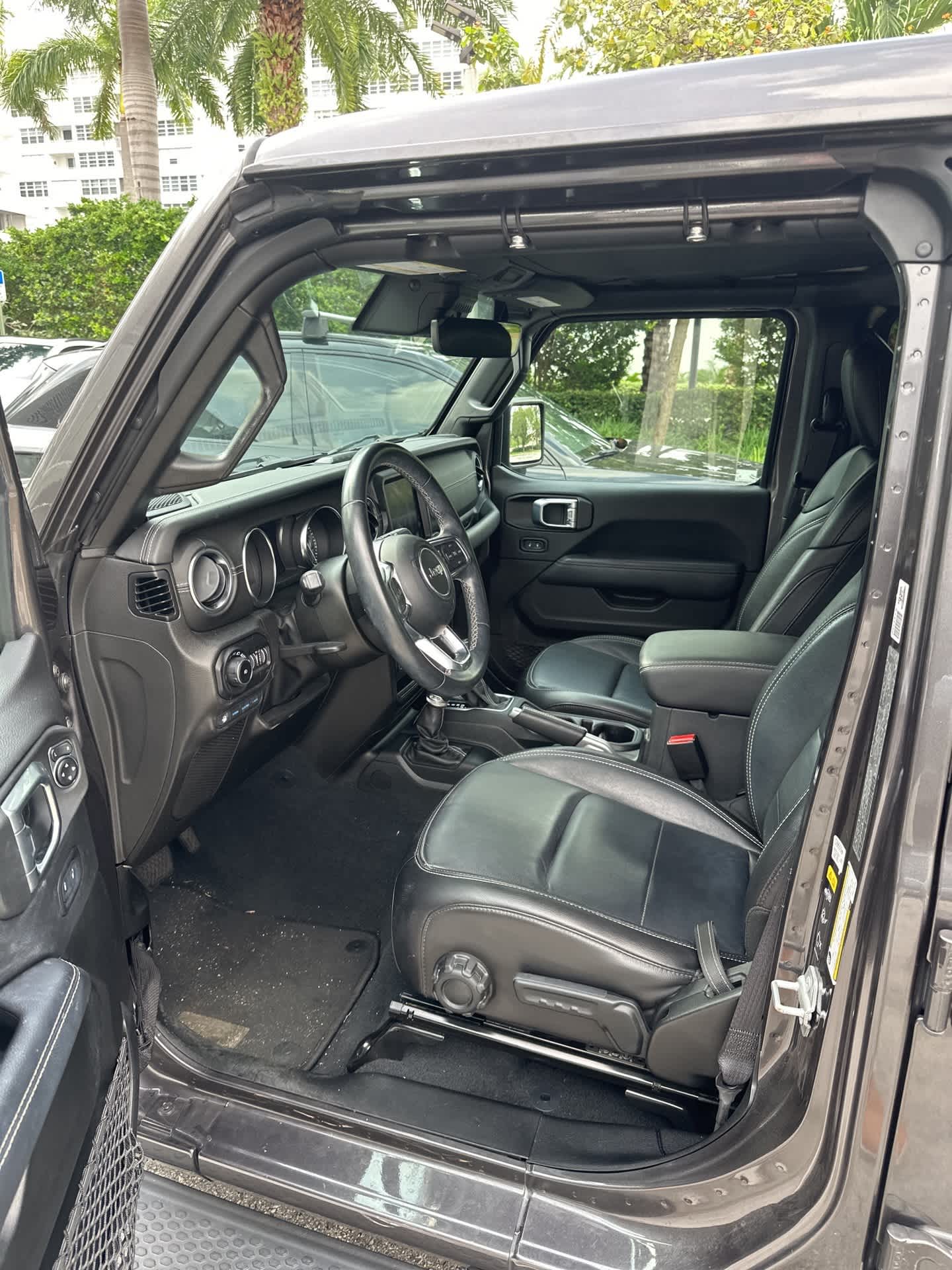 Thumbnail: 2022 Jeep Wrangler - 5