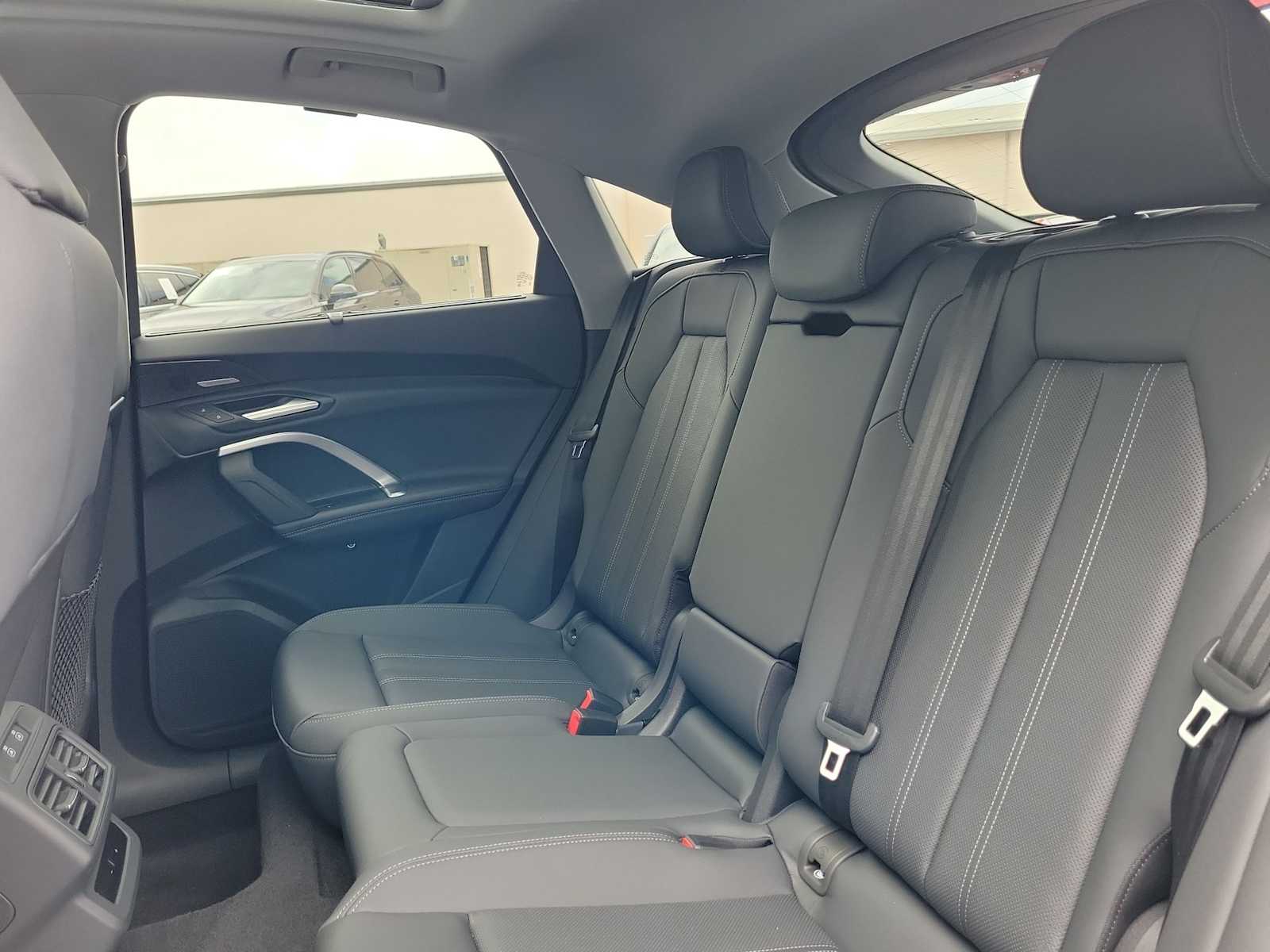 Thumbnail: 2026 Audi Q5 - 19