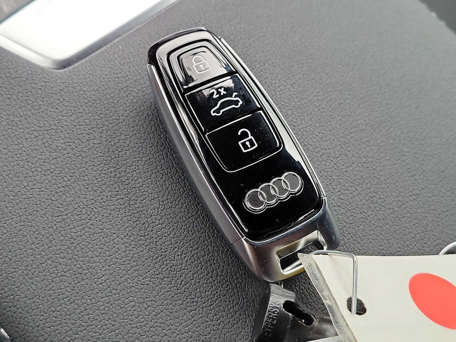 Thumbnail: 2025 Audi A6 - 28