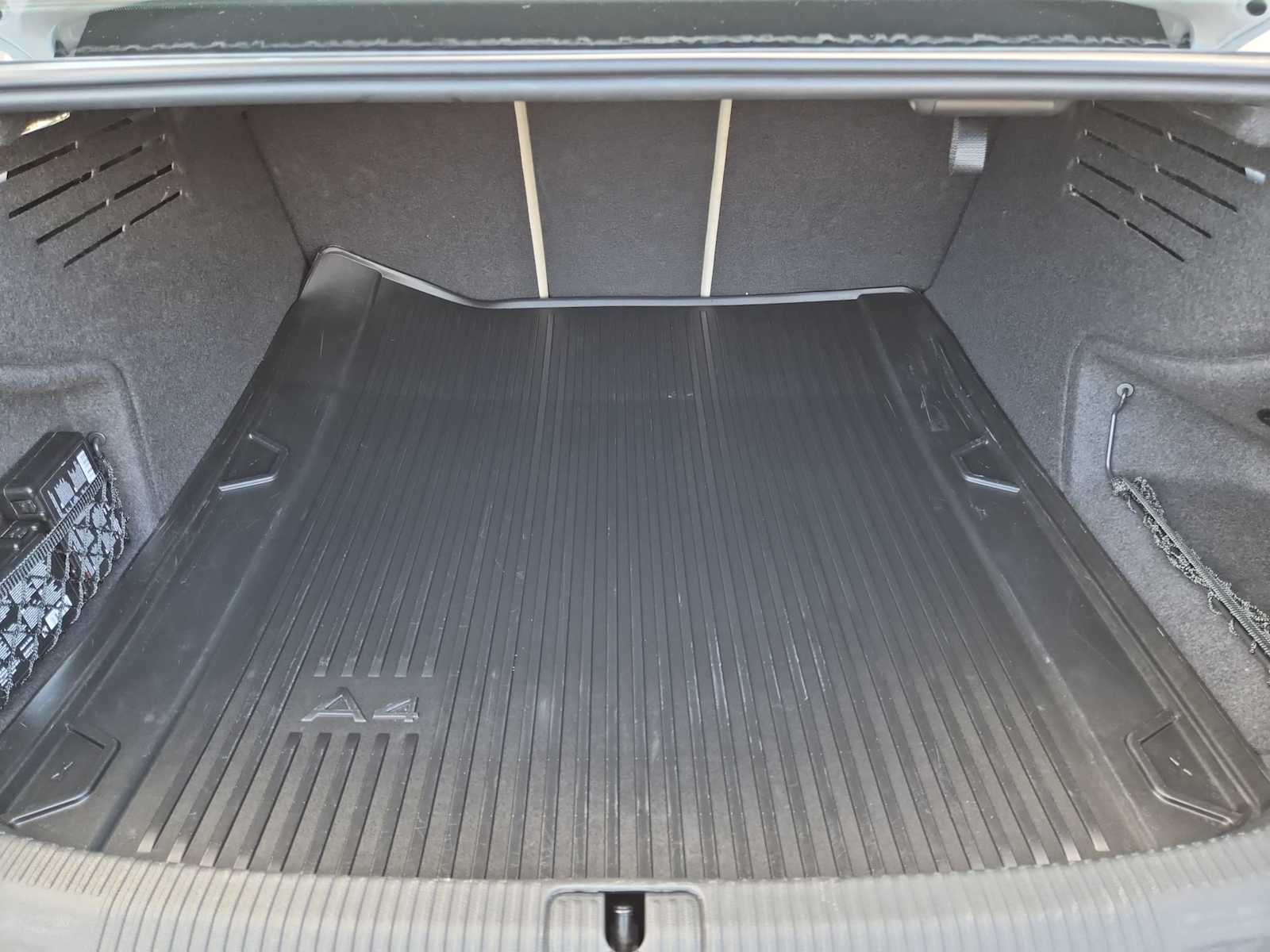 Thumbnail: 2023 Audi A4 - 27