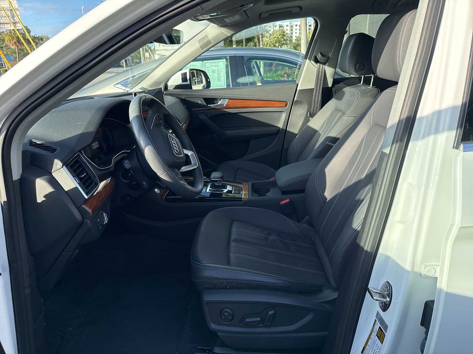 Thumbnail: 2023 Audi Q5 - 5