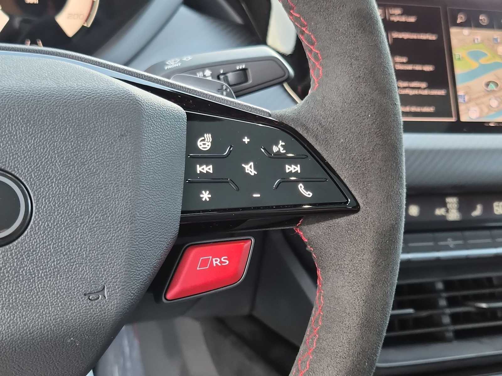 Thumbnail: 2026 Audi RS e-tron GT - 21