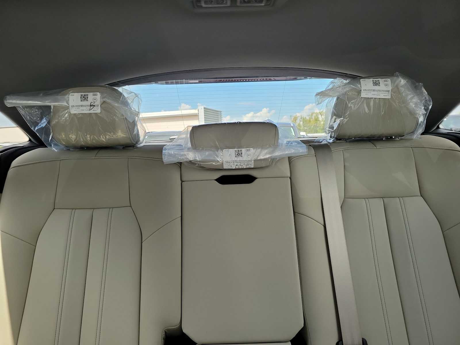 Thumbnail: 2026 Audi Q5 - 5