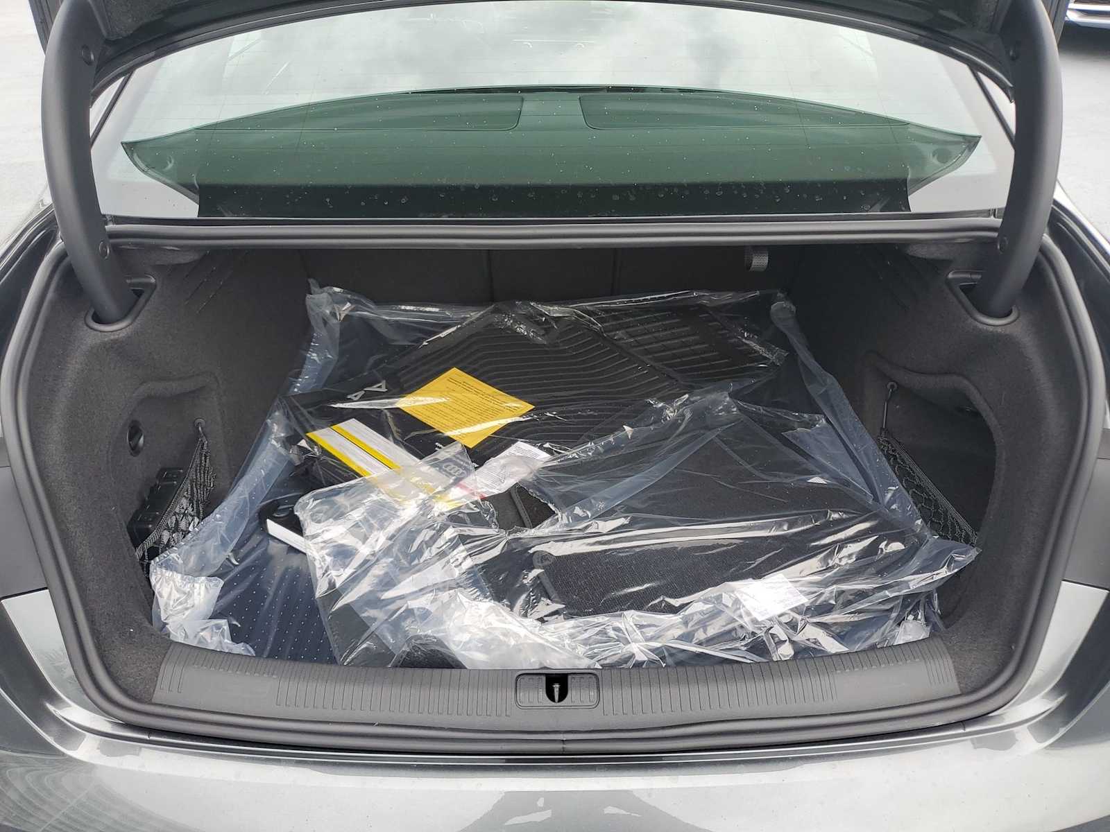 Thumbnail: 2023 Audi A4 - 27