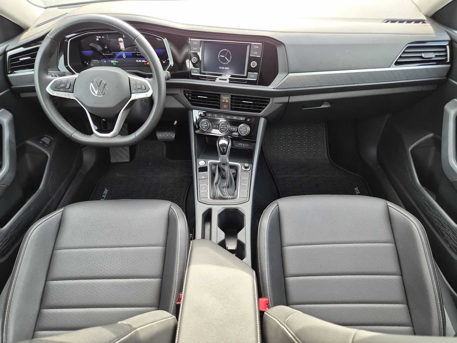 Thumbnail: 2023 Volkswagen Jetta - 14