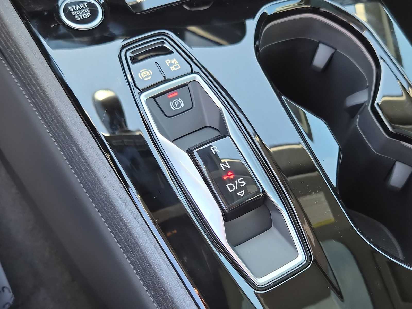 Thumbnail: 2025 Audi A5 - 25