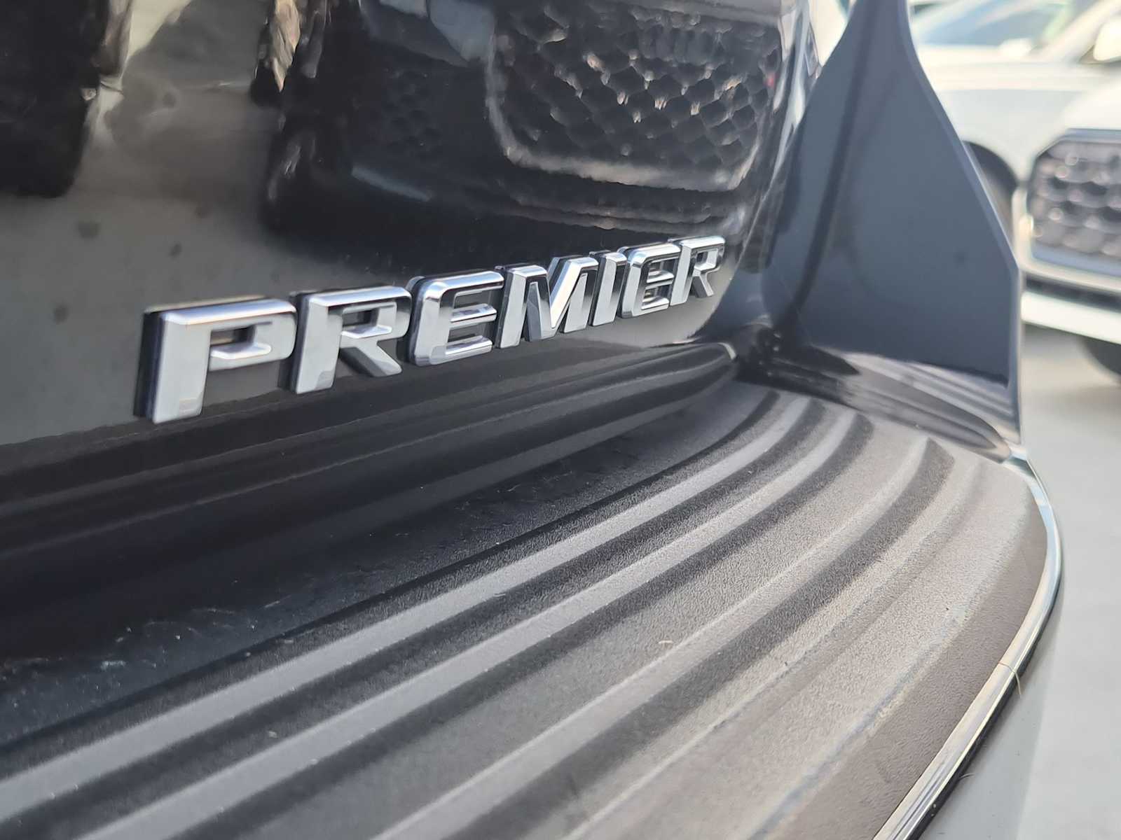 Thumbnail: 2023 Chevrolet Tahoe - 11