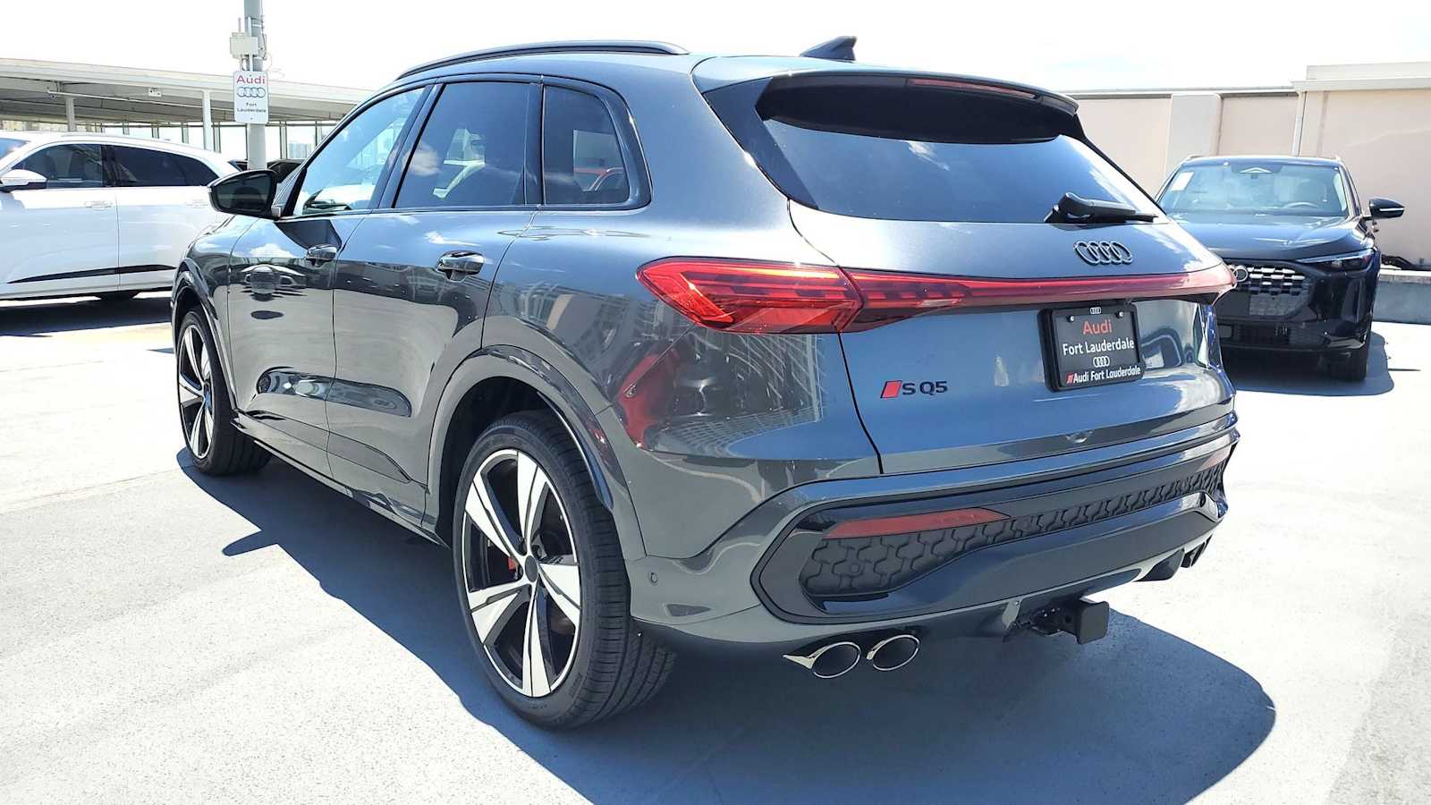 Thumbnail: 2026 Audi SQ5 - 4