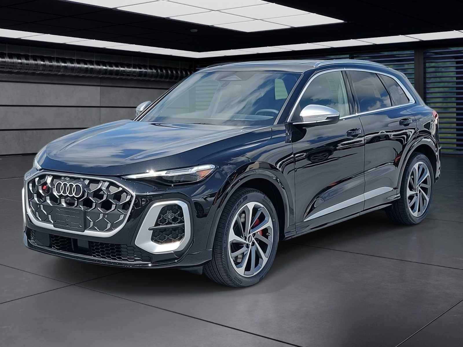 2026 Audi SQ5 Premium Plus