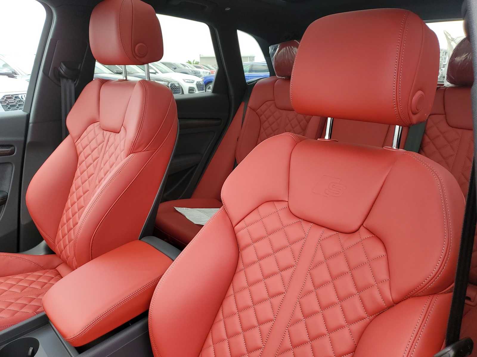 Thumbnail: 2023 Audi SQ5 - 16