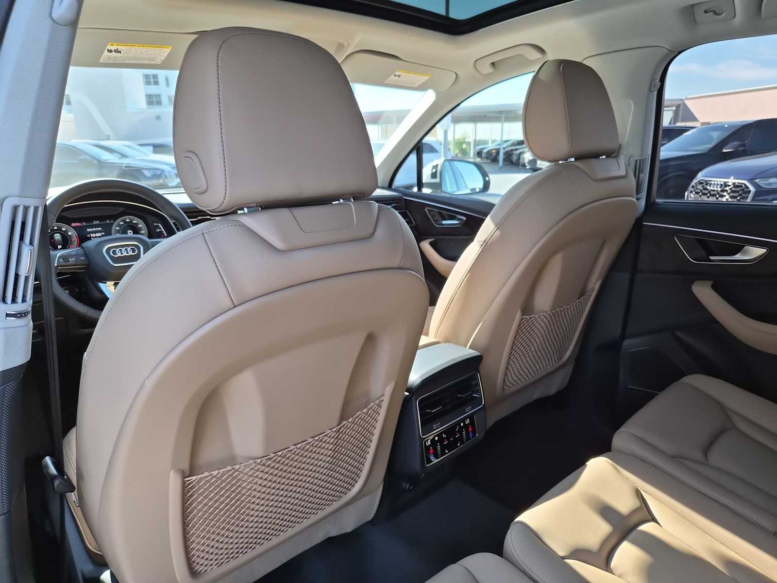 Thumbnail: 2026 Audi Q7 - 17