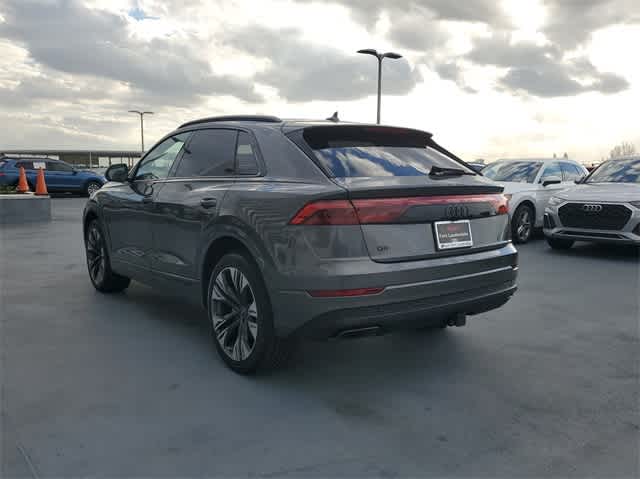 2025 Audi Q8 55 Premium Plus photo 4
