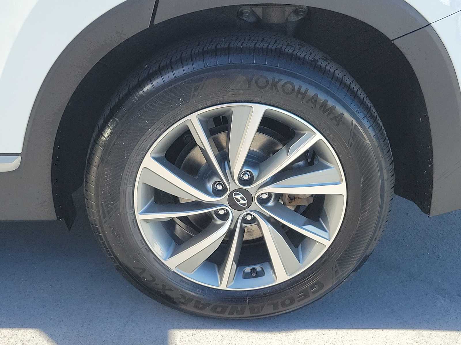 Thumbnail: 2020 Hyundai Santa Fe - 12