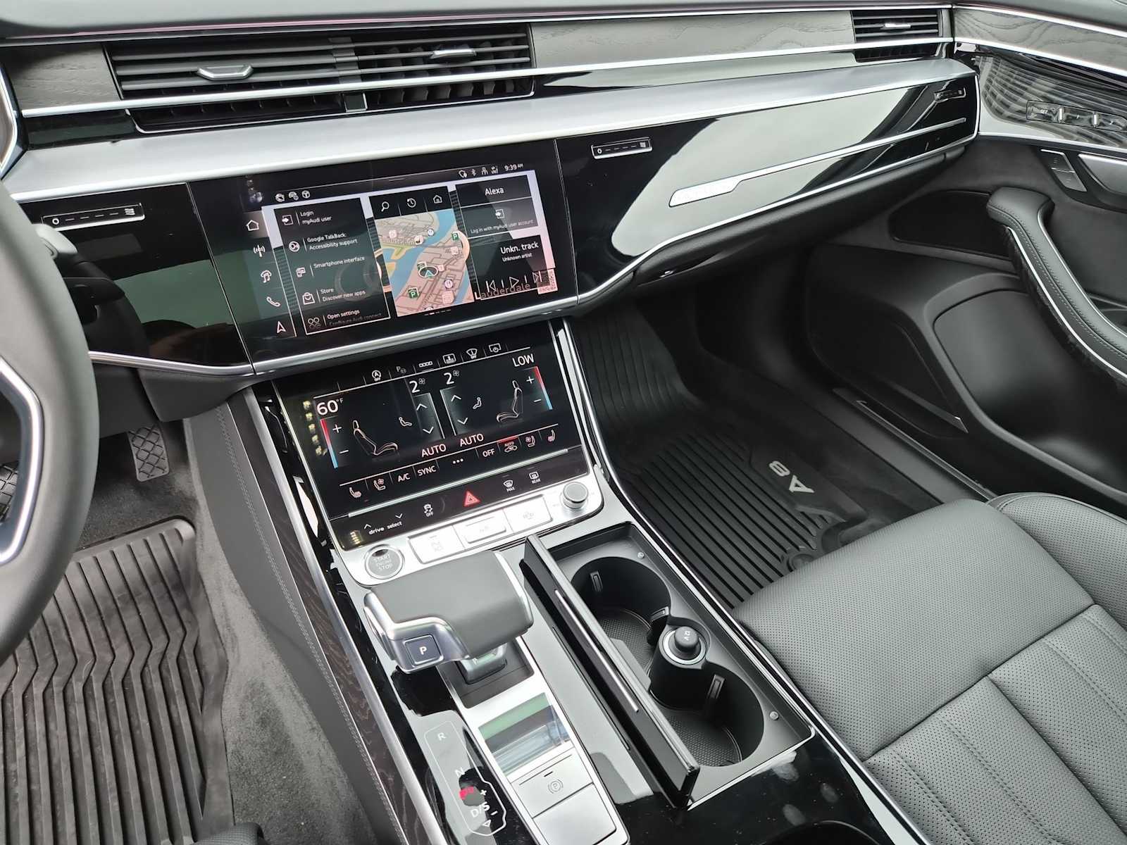 Thumbnail: 2025 Audi A8 - 23
