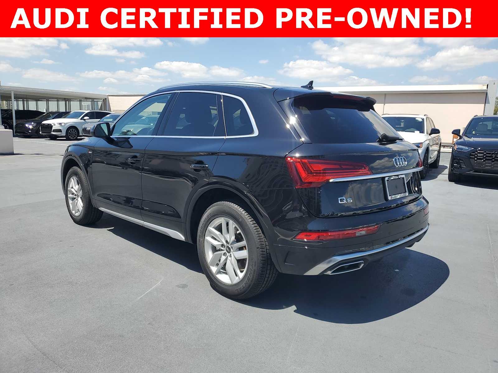 2022 Audi Q5 S line Premium photo 4