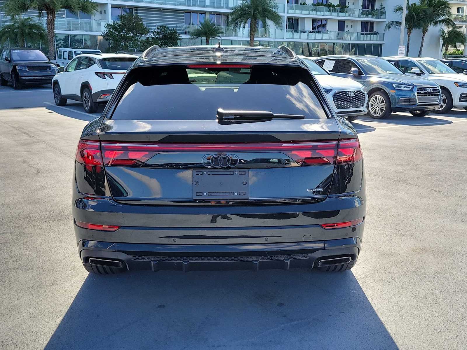 Thumbnail: 2026 Audi Q8 - 5