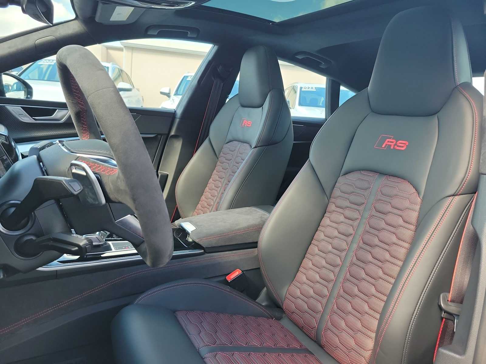 Thumbnail: 2026 Audi RS 7 - 15