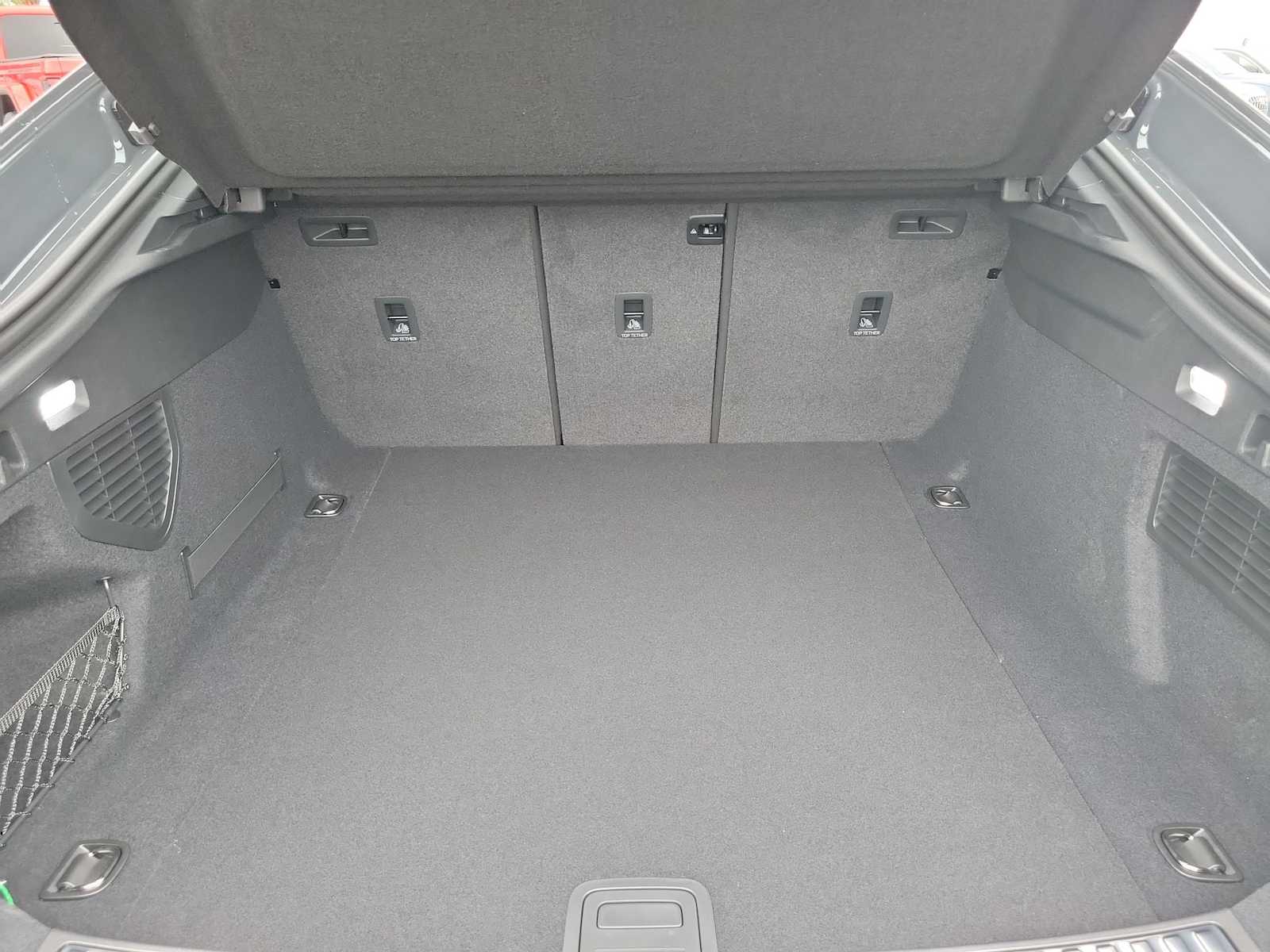 Thumbnail: 2025 Audi S5 - 26