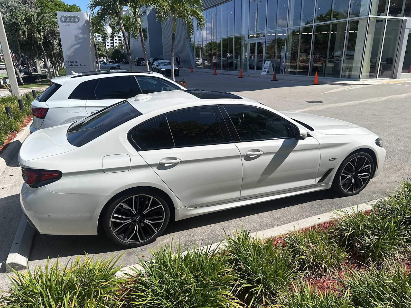 Thumbnail: 2022 BMW 5 Series - 5