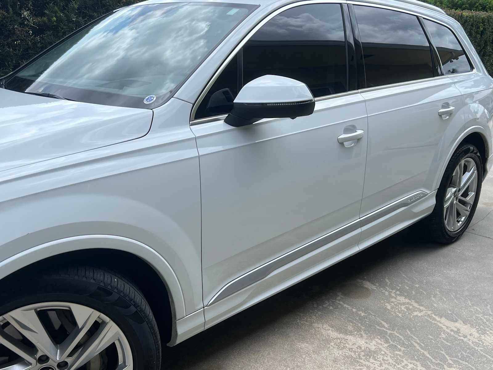 Thumbnail: 2021 Audi Q7 - 3