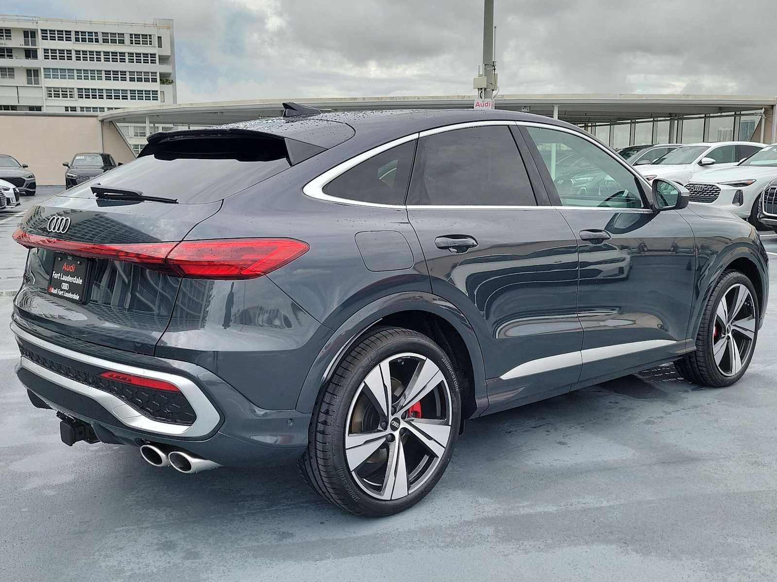 Thumbnail: 2026 Audi SQ5 - 6