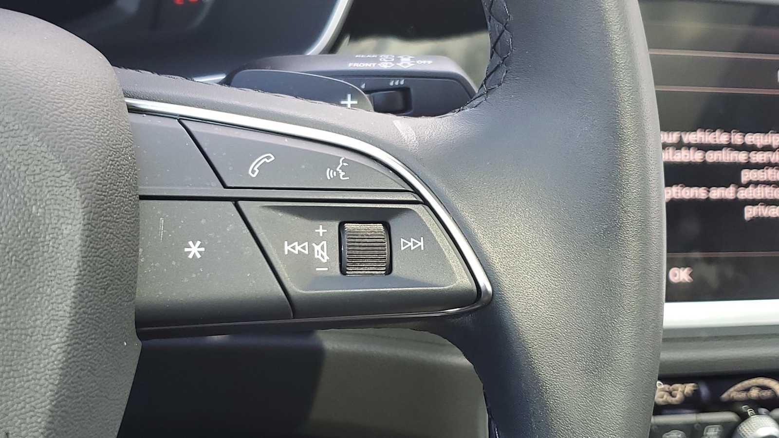 Thumbnail: 2025 Audi Q3 - 25