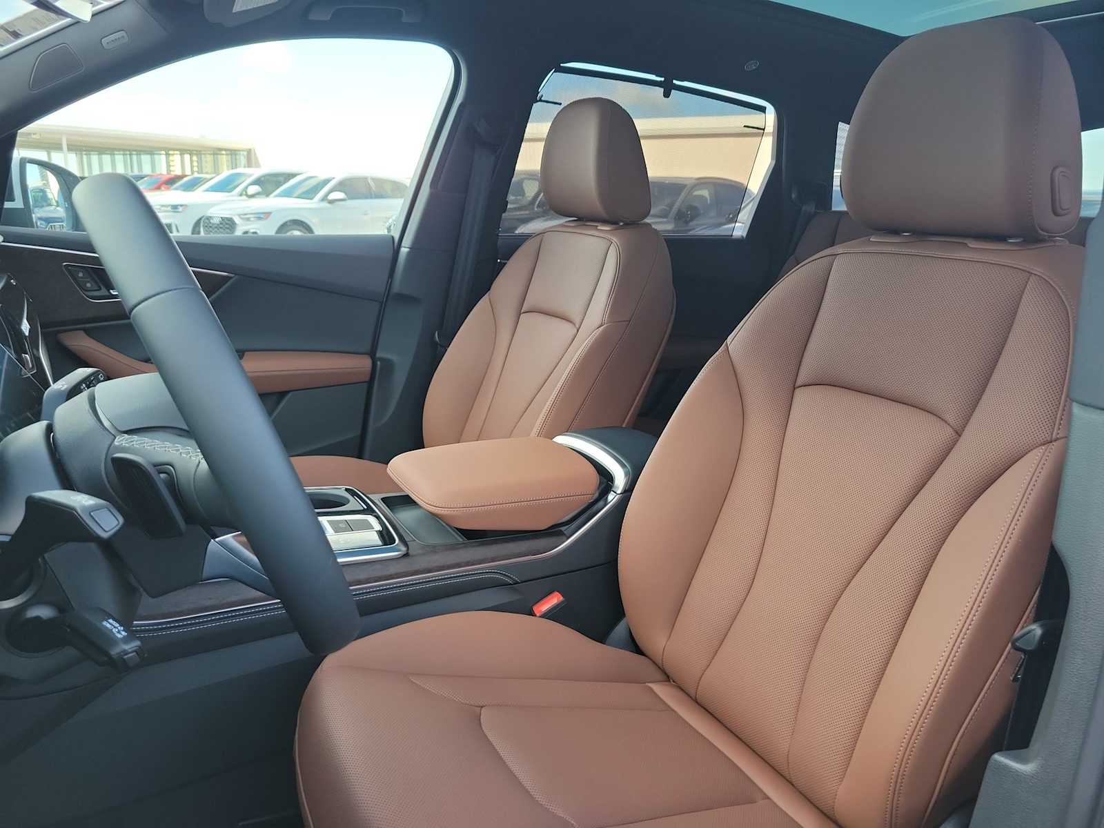 Thumbnail: 2025 Audi Q7 - 15