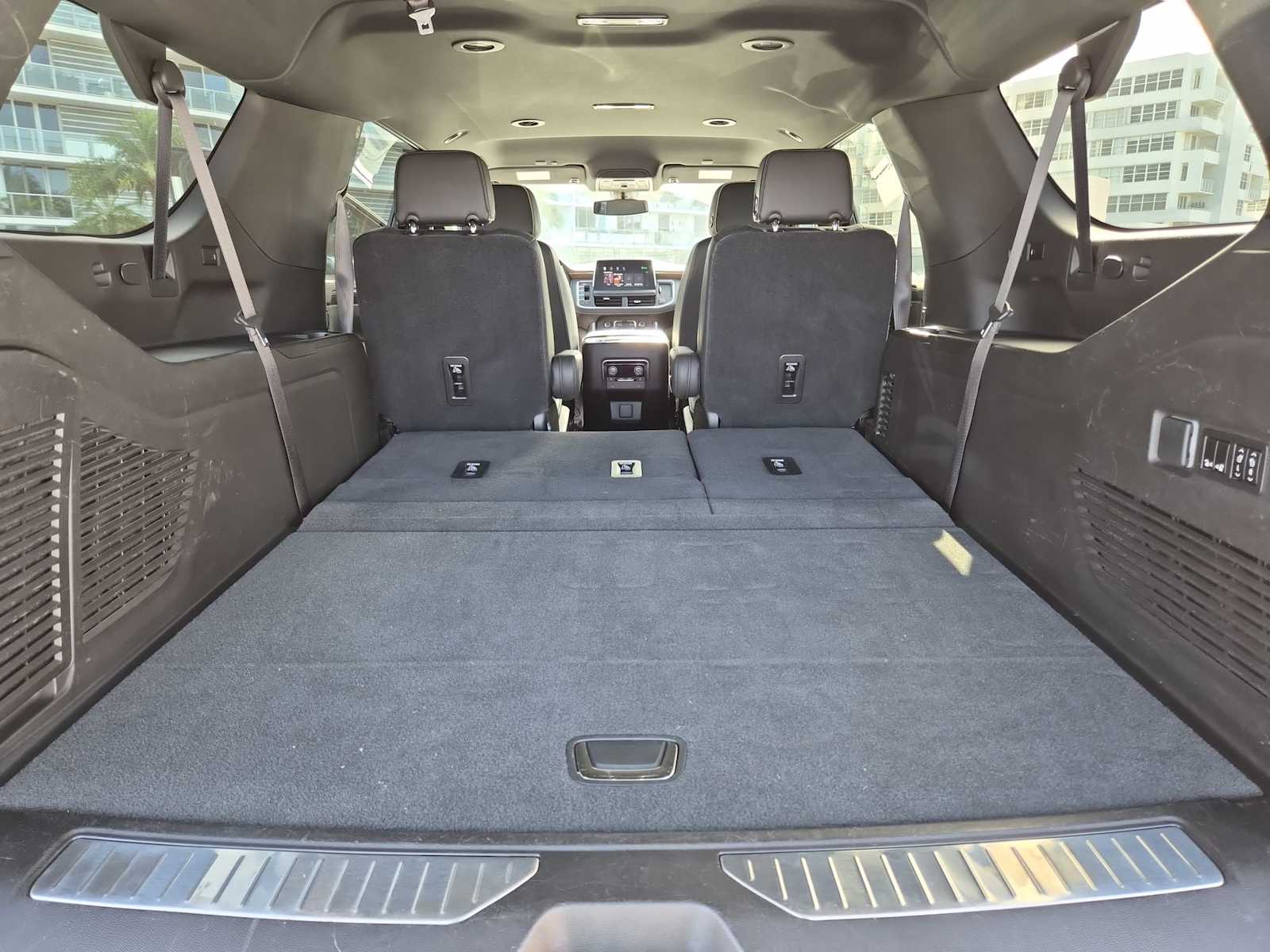 Thumbnail: 2021 Chevrolet Suburban - 25