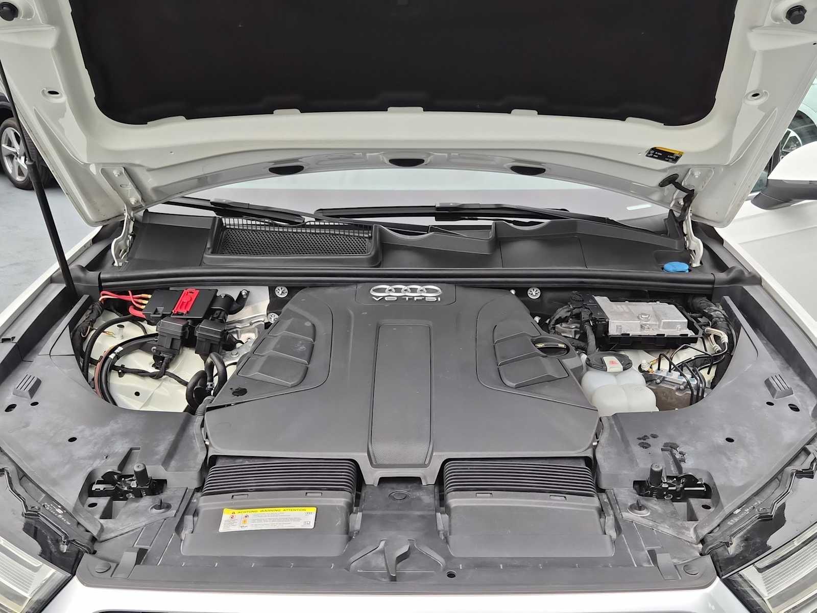 Thumbnail: 2019 Audi Q7 - 13