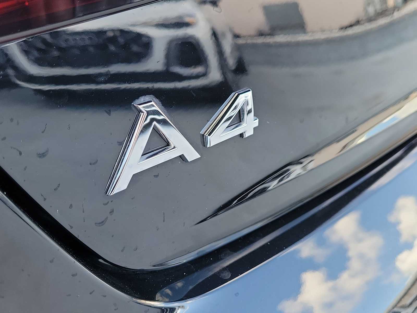 Thumbnail: 2023 Audi A4 - 10