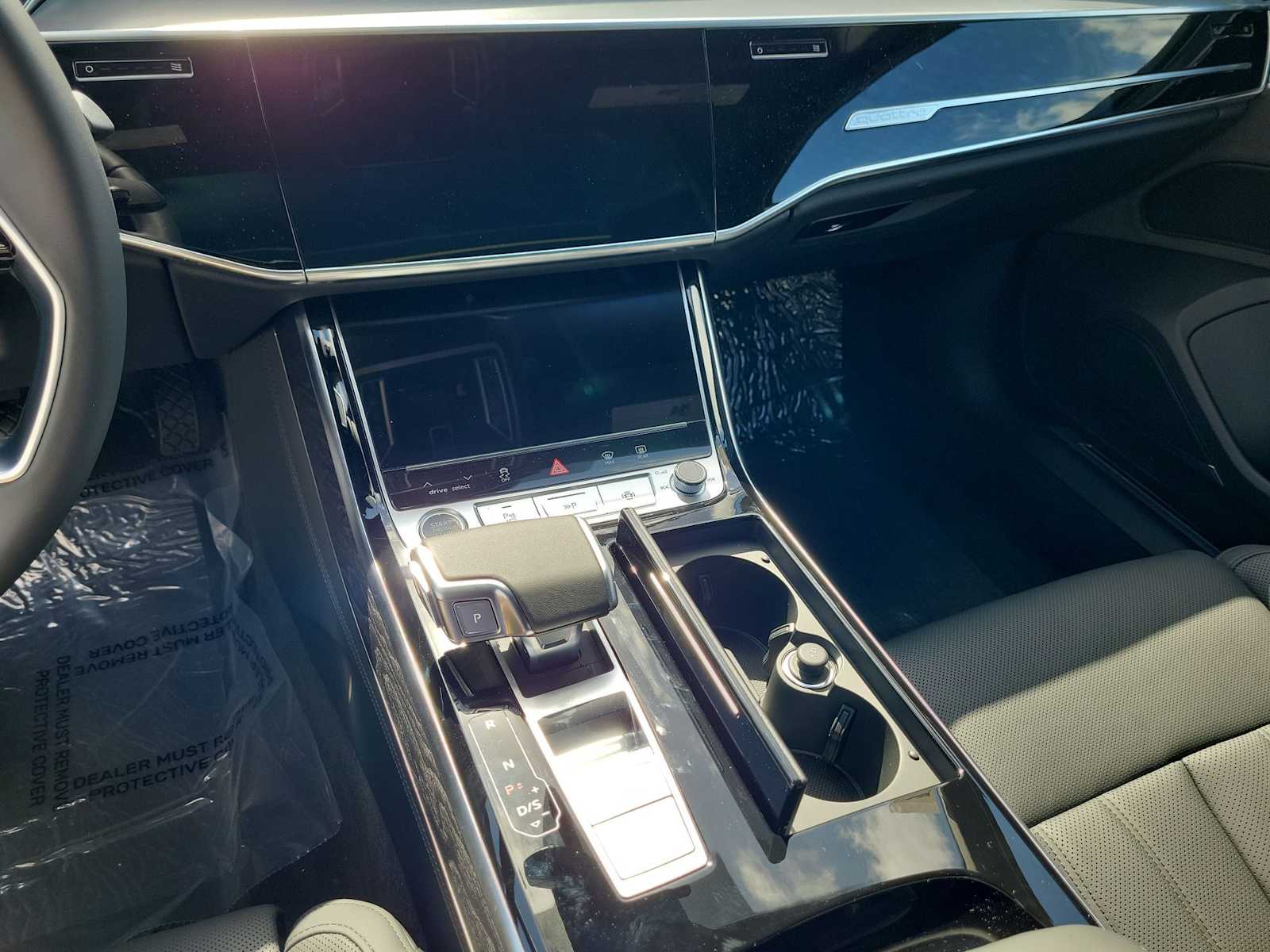Thumbnail: 2026 Audi A8 - 23
